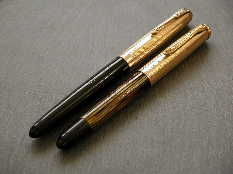 Parker “51” Vacumatic (rear) and Pelikan 500NN, capped