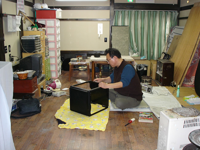 A finisher at work